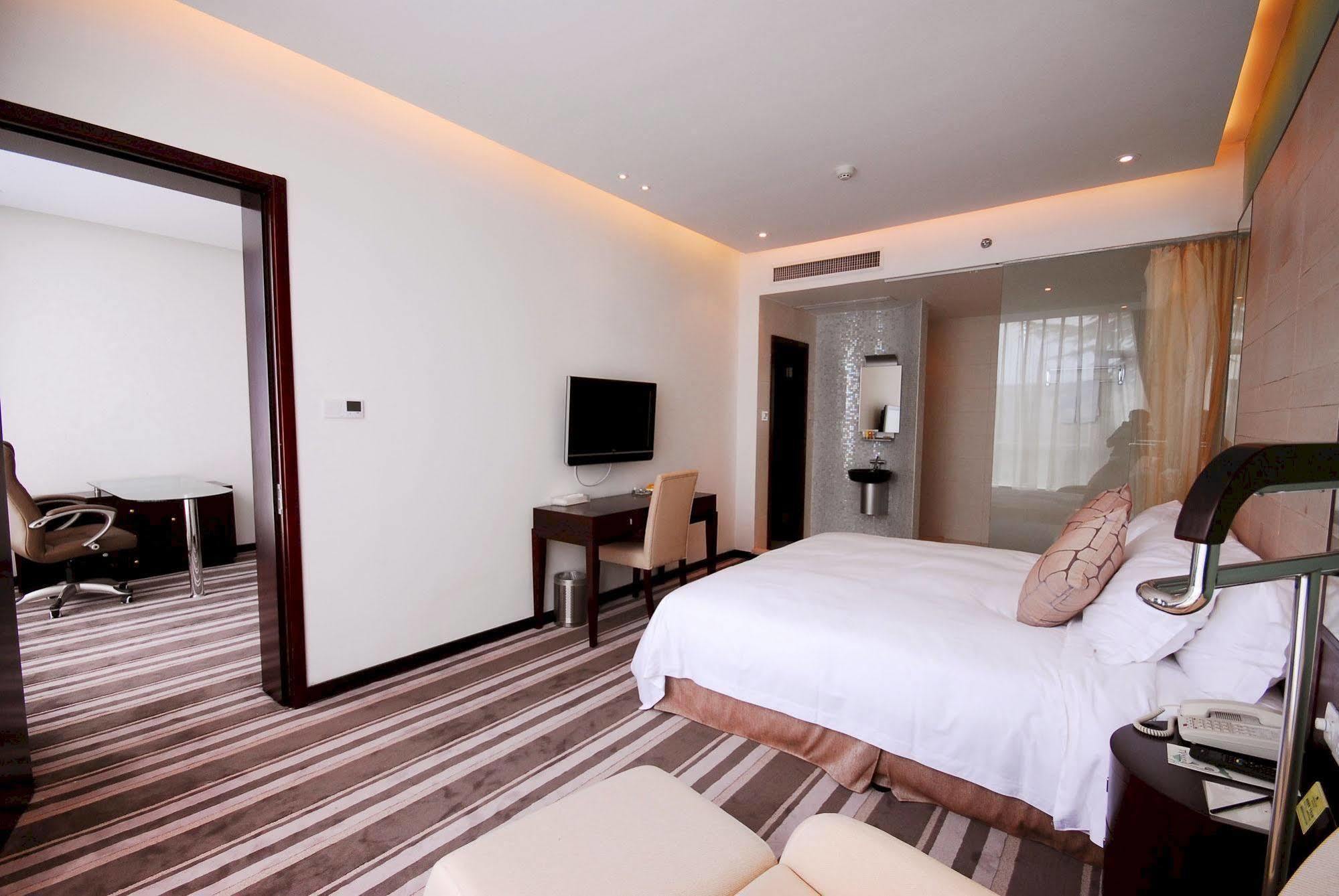 Yihe Harbor Hotel Wuxi  Extérieur photo